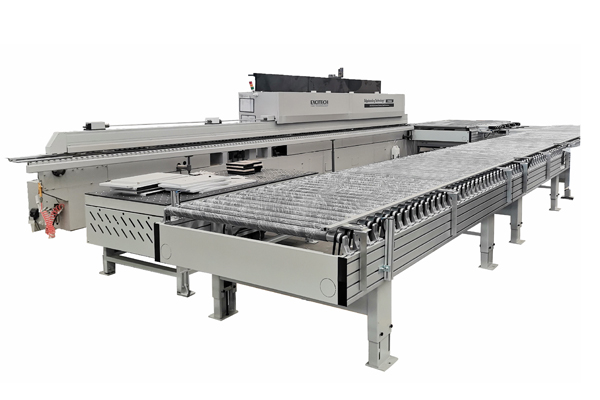 A görgős típusú visszatérő szállítószalag előnye az Edge Banding Machine számára